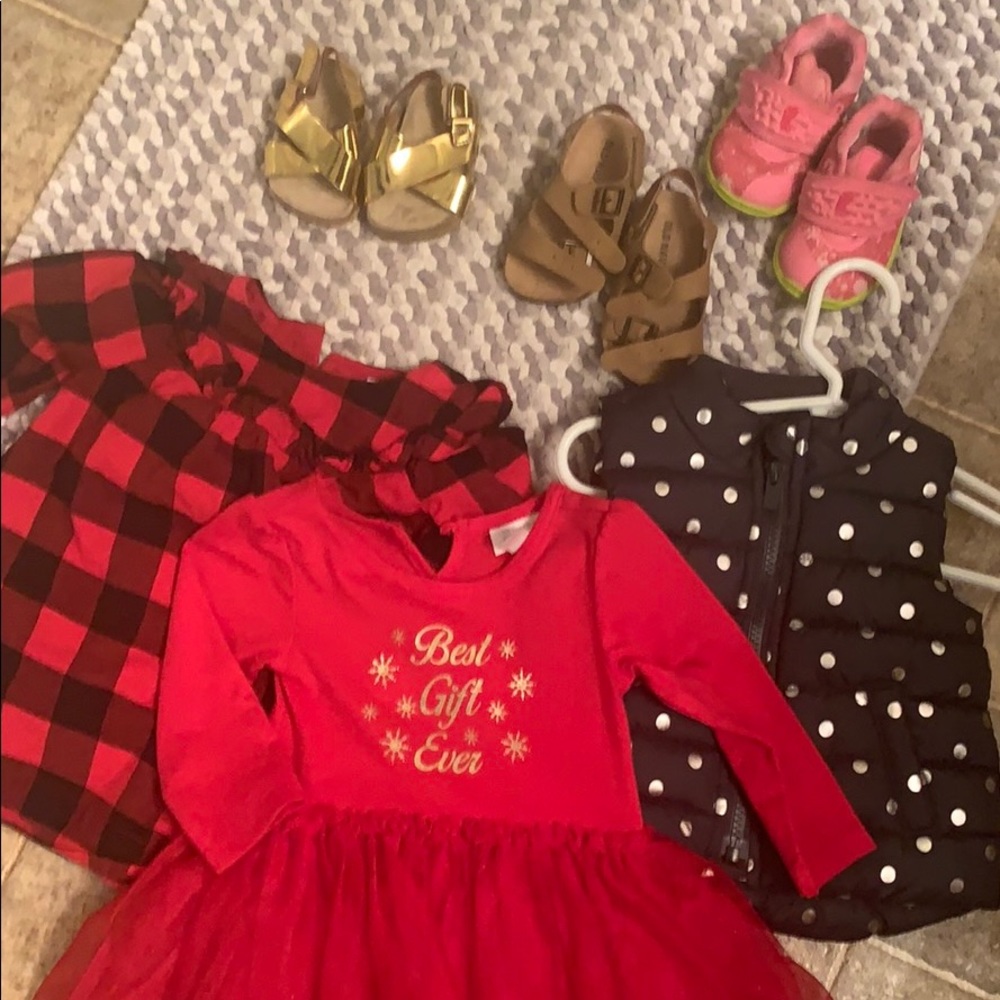 Baby clothes
